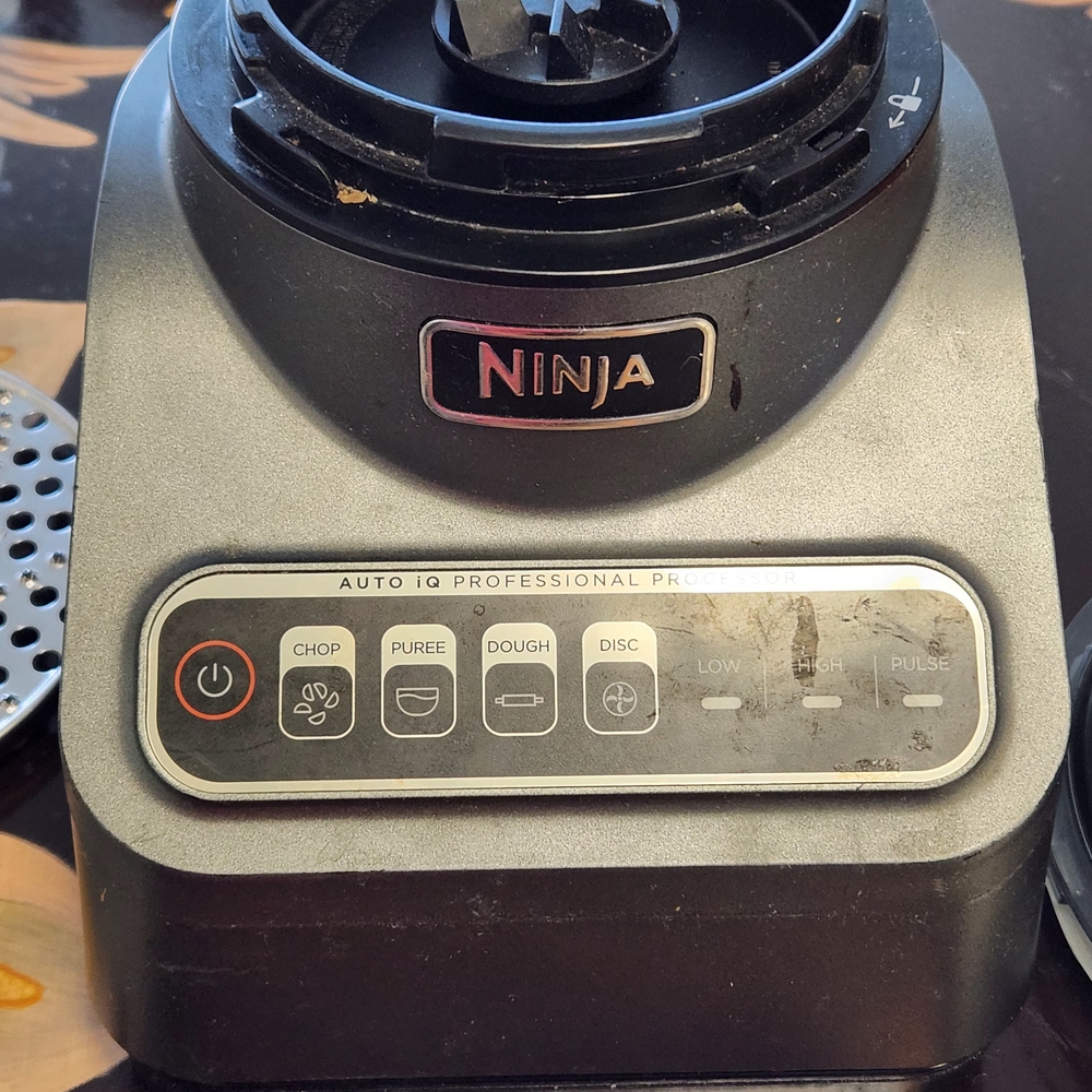 Ninja Kitchen System with Black and Silver Accents - Picture 7 of 10